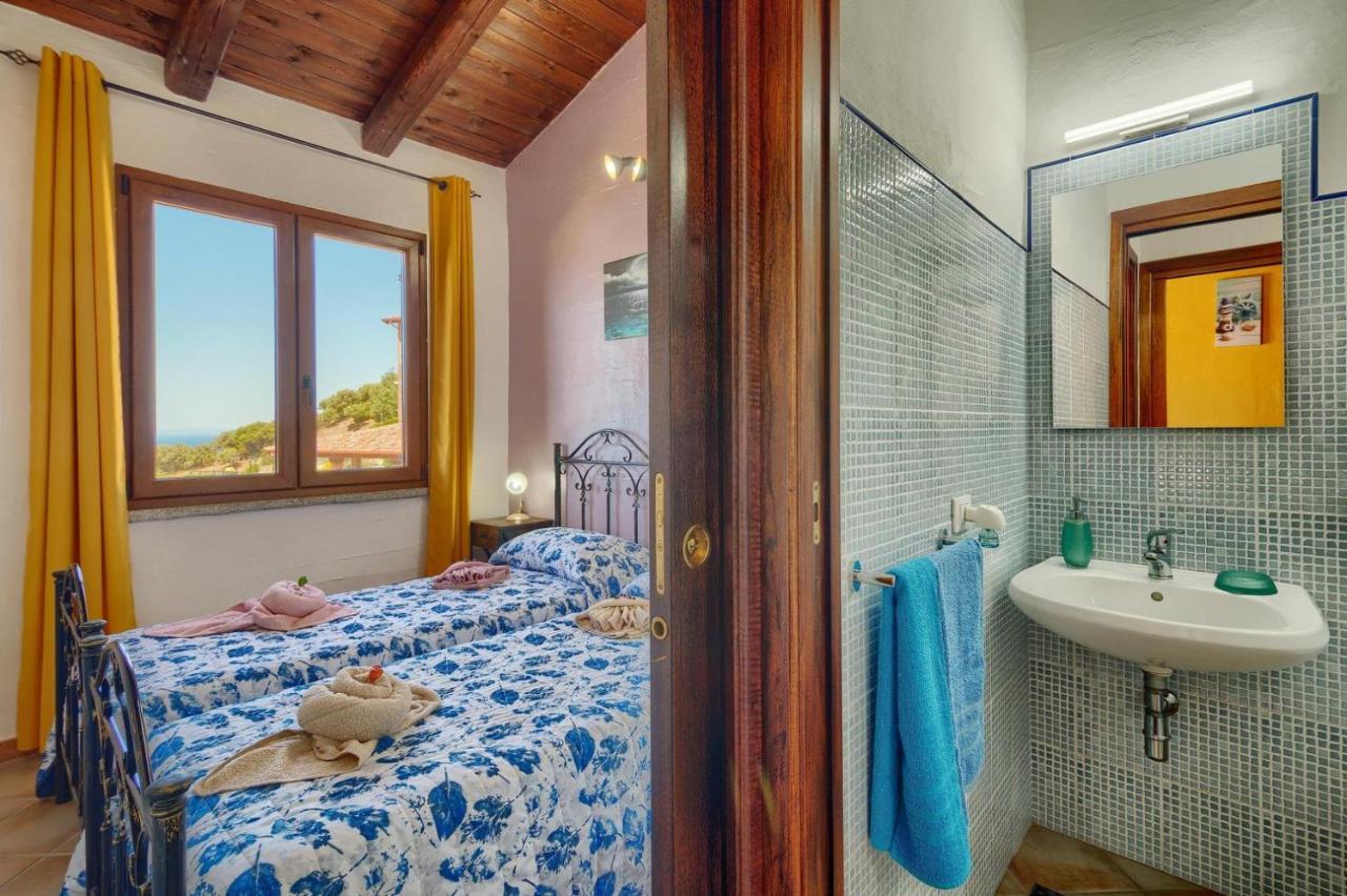 Villa L'Estasi Tanca Piras A Bordo Piscina Con Vista Mare Nebida Exterior foto