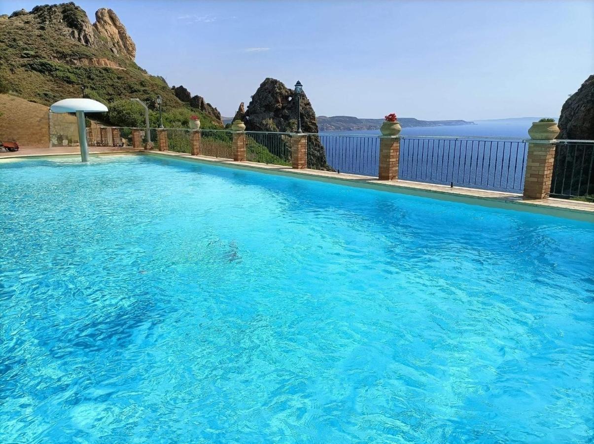 Villa L'Estasi Tanca Piras A Bordo Piscina Con Vista Mare Nebida Exterior foto